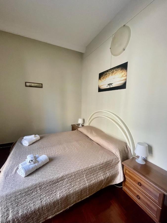 Apartament Dimora Di Maury A Due Passi Dai Trasporti E Da Ballaro Palermo Dış mekan fotoğraf