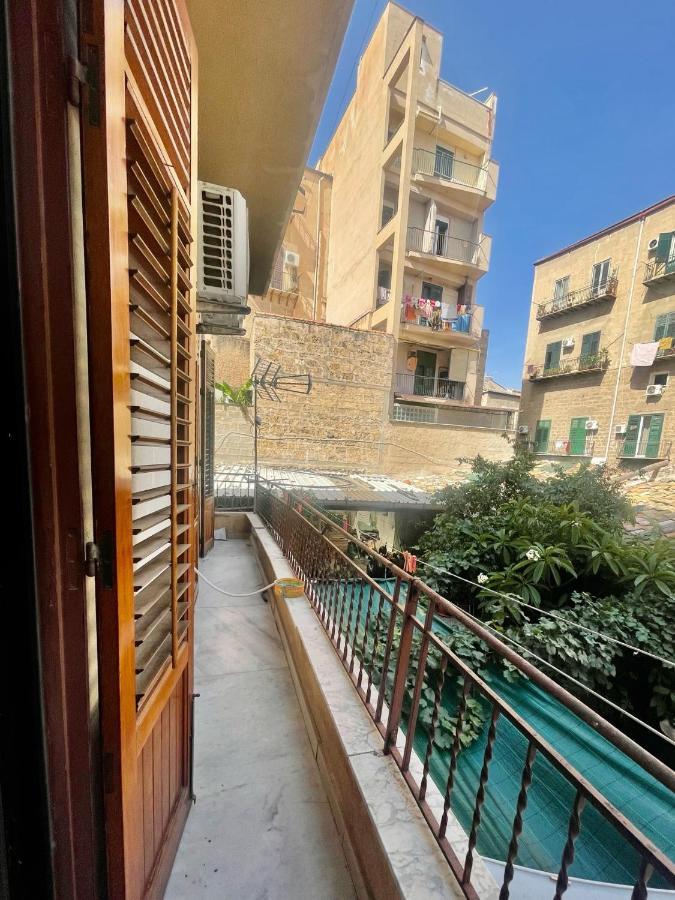 Apartament Dimora Di Maury A Due Passi Dai Trasporti E Da Ballaro Palermo Dış mekan fotoğraf