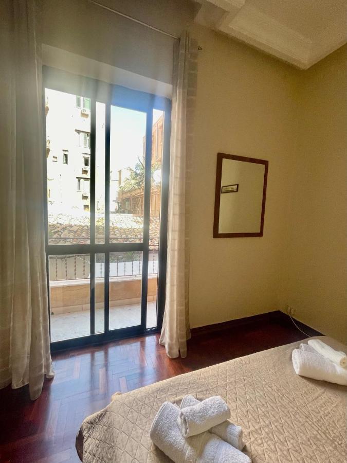 Apartament Dimora Di Maury A Due Passi Dai Trasporti E Da Ballaro Palermo Dış mekan fotoğraf