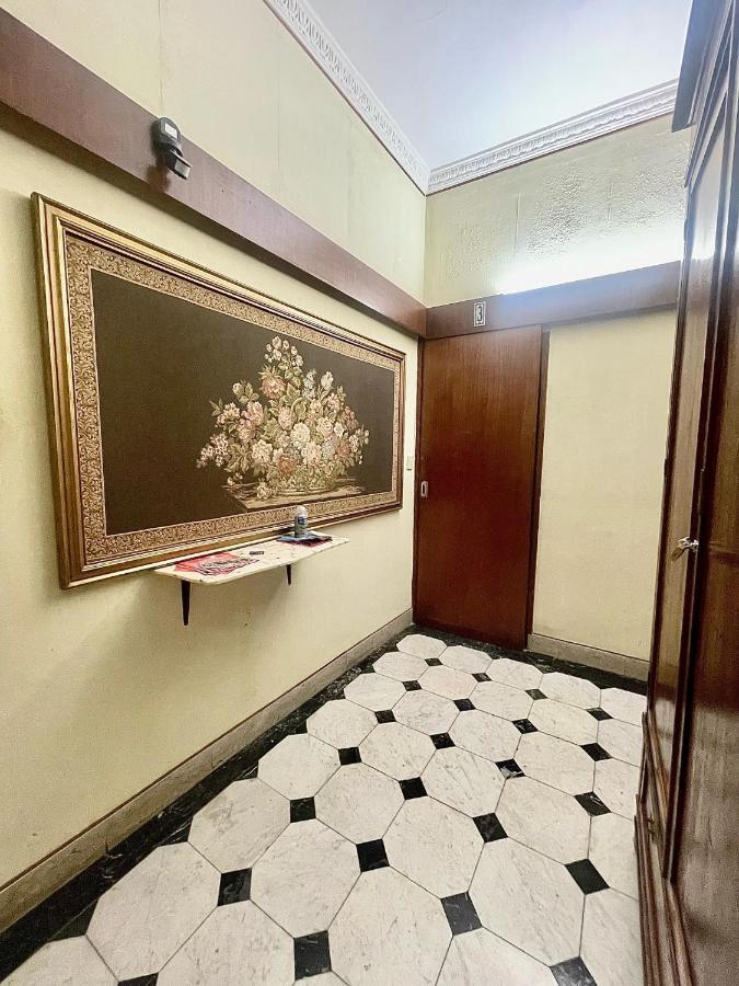 Apartament Dimora Di Maury A Due Passi Dai Trasporti E Da Ballaro Palermo Dış mekan fotoğraf